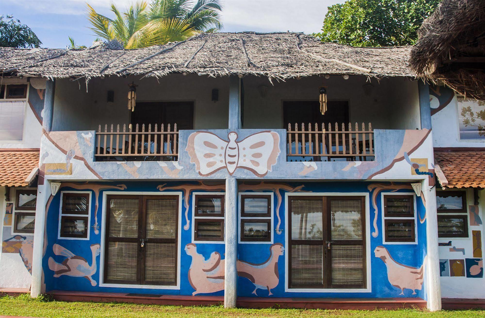 Over The Hill Poovar Exterior foto